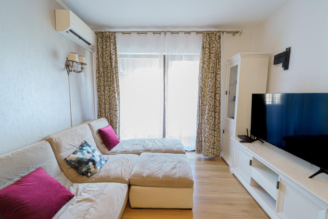5* Mansion In City Center Cluj-Napoca Esterno foto