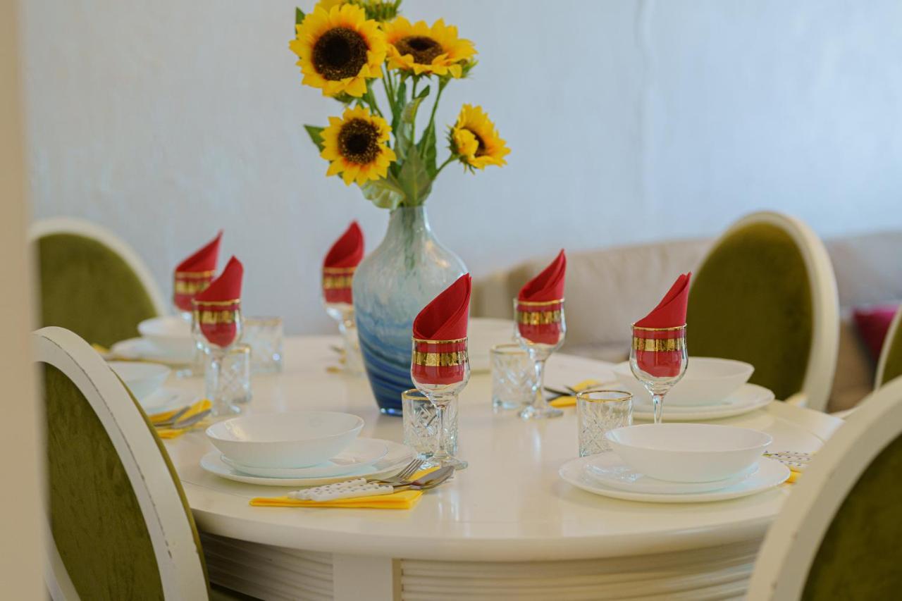 5* Mansion In City Center Cluj-Napoca Esterno foto