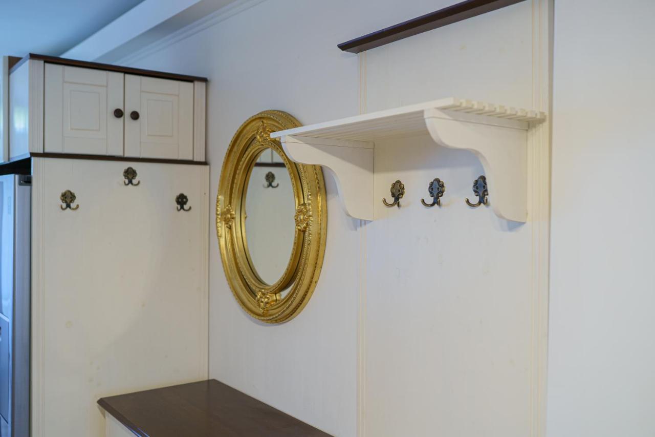 5* Mansion In City Center Cluj-Napoca Esterno foto